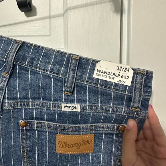 Wrangler blue and white striped flare jeans - Picture 7 of 7